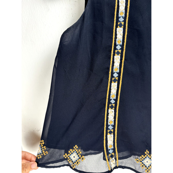 Zara Women's Black Sleeveless Bohemian Aztec Preppy Hipster Embroidered Top - Picture 3 of 8